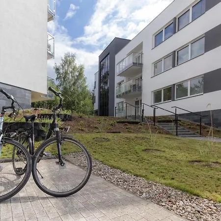 Przy Jeziorze Nr 2 Apartament *